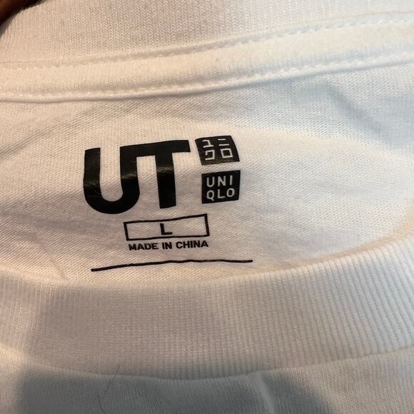 NEW! Disney x Uniqlo Graphic Tee Mickey Mouse - L - Picture 4 of 4